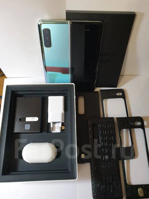 Samsung Galaxy Fold. �/�, ���������, 5G ����