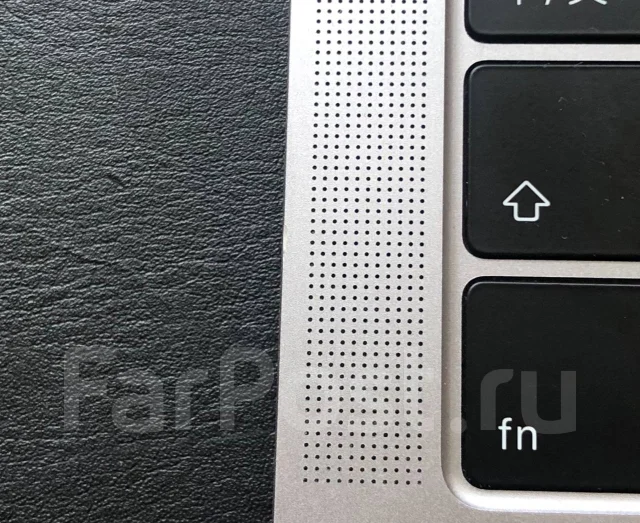 Apple MacBook Pro 13. 13.3", 1,4����, ��� 8 ��, ���� 256��� ����
