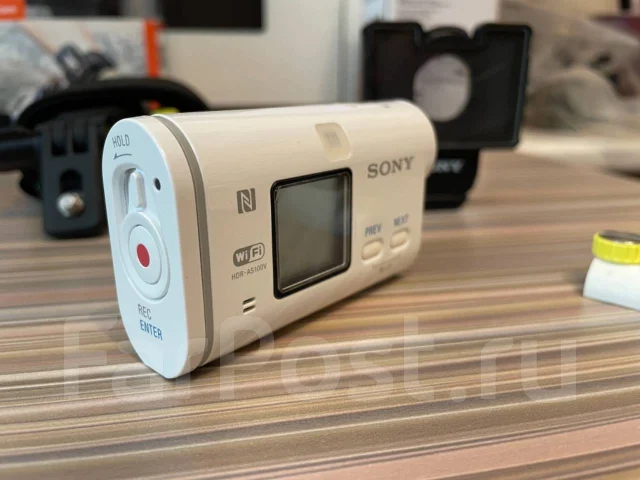Sony HDR-AS100V Kit. 10 - 14.9 ��, � ���������� ����