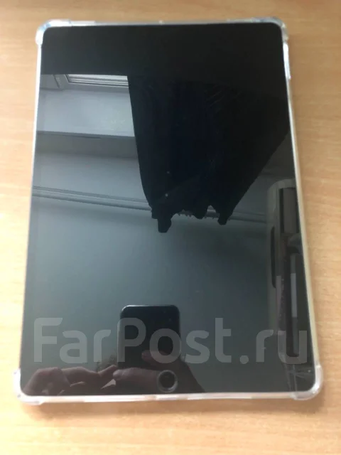 Apple iPad Pro 10.5 ����