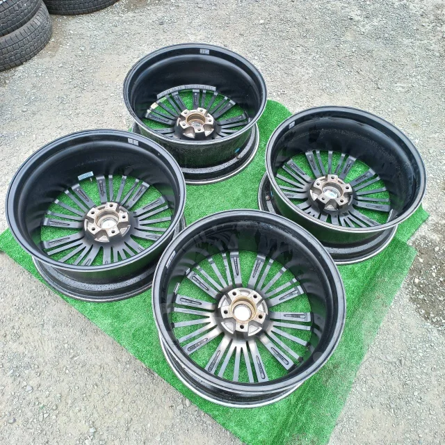 Lewis. 8.5x20", 5x114.3, ET38, �� 74���. ����