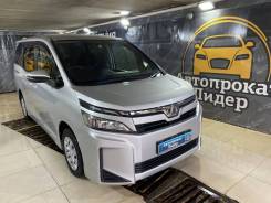 Toyota Voxy.   