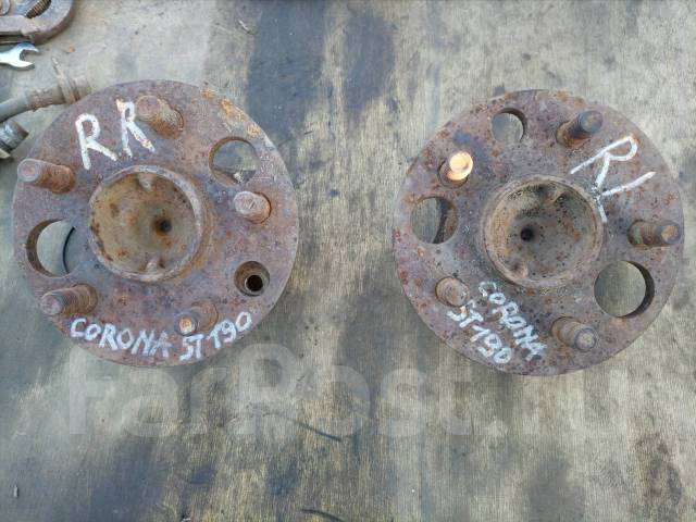 Задняя ступица corona premio. Ступица на тойота эстима. Ступица передний краун 141. Задняя ступица тойота корона. Задняя ступица тойота корона премио ат 211.