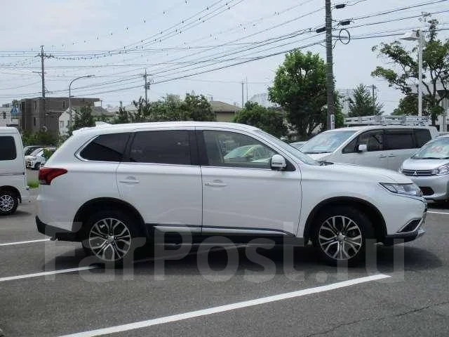Mitsubishi Outlander. ��������, ��������, 2.0 (150��.�.), ������, 23 000����. ��, �/�. ��� ����� �� ������������ ����