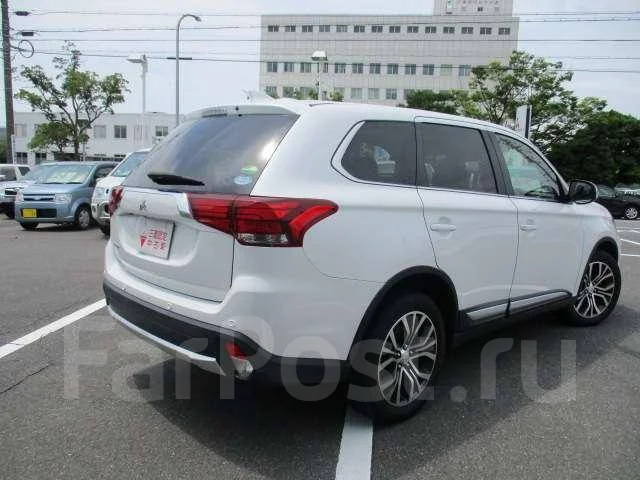 Mitsubishi Outlander. ��������, ��������, 2.0 (150��.�.), ������, 23 000����. ��, �/�. ��� ����� �� ������������ ����