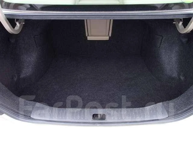 Nissan Tiida Latio. �������, ��������, 1.5 (109��.�.), ������, 56 000����. ��, �/�. ��� ����� �� ������������ ����