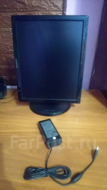 Samsung. 17" ����