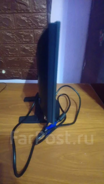 ViewSonic. 15" ����