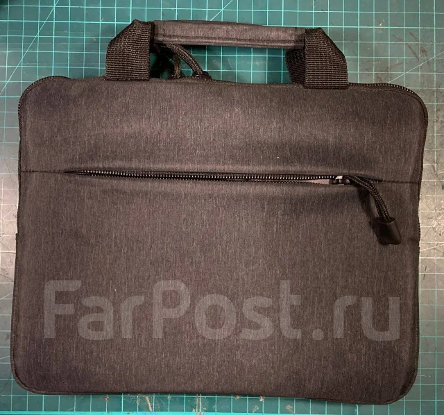 Asus Eee PC 701. 7", 0,7����, ��� 1024 ��, ���� 4���, WiFi: 1, ����������� �� 2��. ����