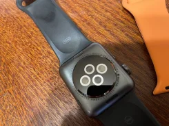 Apple Watch Series 2. GPS, NFC, IP68 ����