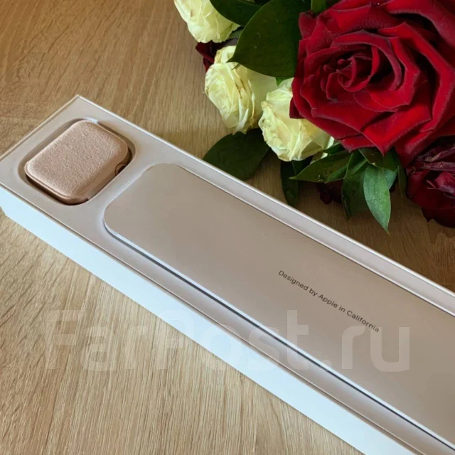 Apple Watch Series 4. GPS, NFC ����
