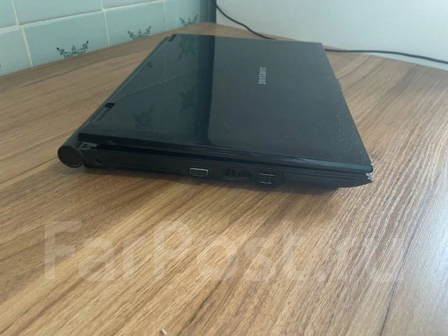 Samsung R20 Plus. 14.1", 1,5����, ��� 1024 ��, ���� 100���, WiFi: 1, Bluetooth: 1, ����������� �� 1��. ����