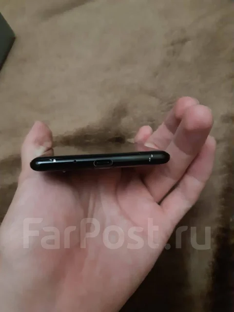 Sony Xperia XZ3. �/�, ������, 3G, 4G LTE, Dual-SIM, NFC ����