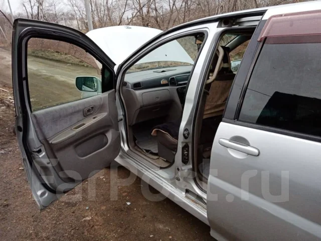 Nissan Liberty. �������, ��������, 2.0 (140��.�.), ������, 270 147����. �� ����
