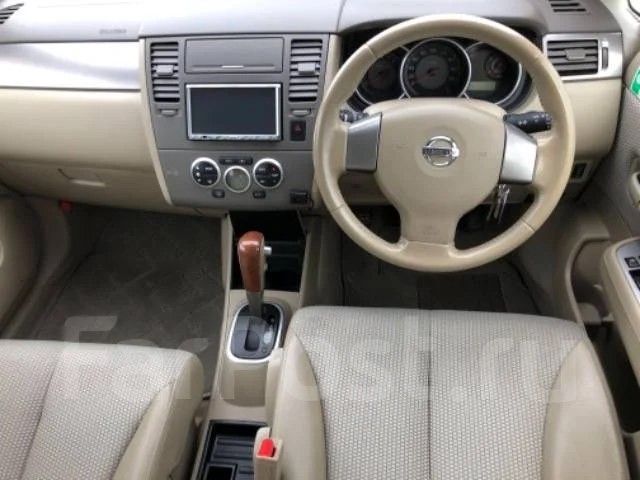 Nissan Tiida. �������, 4wd, 1.5 (109��.�.), ������, 62����. ��, �/�, ��� ���. ��� ����� �� ������������ ����