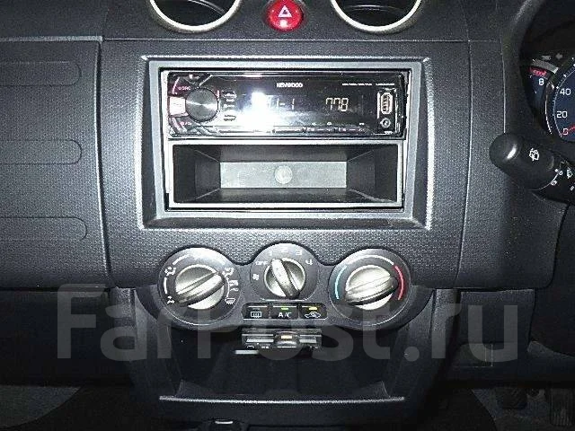 Nissan Kix. ��������, 4wd, 0.7 (64��.�.), ������, 32����. ��, �/�. ��� ����� �� ������������ ����