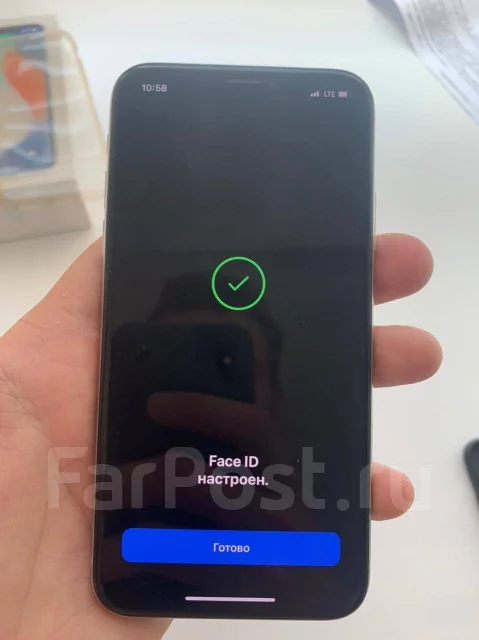 Apple iPhone X. �/�, �����, 4G LTE, NFC ����