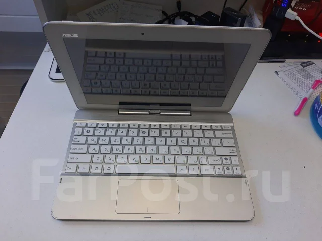 Asus Transformer Pad TF103CG ����