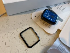 Apple Watch Series 5. GPS, NFC, IP67, IP68 ����
