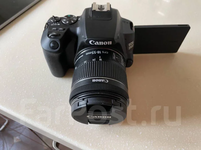 Canon EOS 250D ����