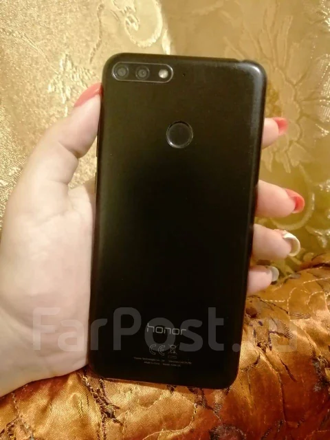 Honor 7C. �/�, ������, 4G LTE, Dual-SIM, NFC ����