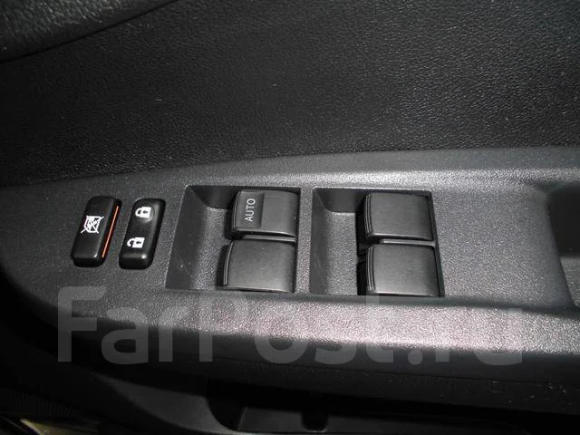 Toyota Ractis. �������, ��������, 1.3 (99��.�.), ������, 60����. ��, �/�. ��� ����� �� ������������ ����