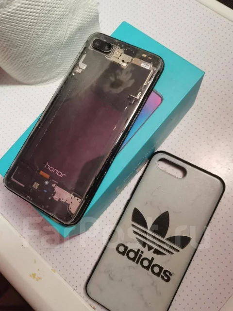 Honor 10. �/� ����
