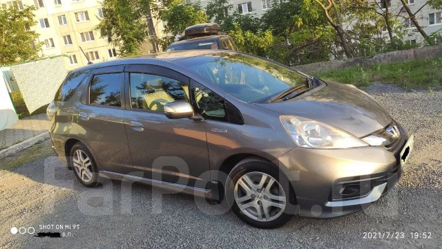 Honda Fit Shuttle. ��������, ��������, 1.3 (88��.�.), ������, 80 550����. �� ����