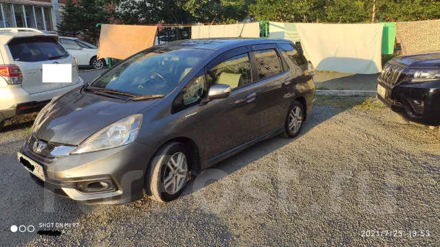 Honda Fit Shuttle. ��������, ��������, 1.3 (88��.�.), ������, 80 550����. �� ����