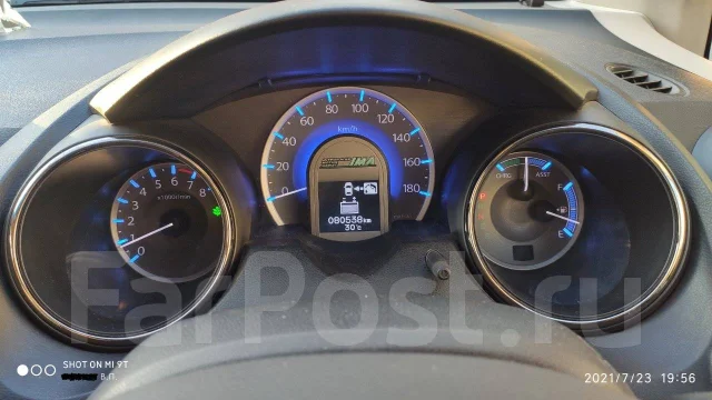 Honda Fit Shuttle. ��������, ��������, 1.3 (88��.�.), ������, 80 550����. �� ����