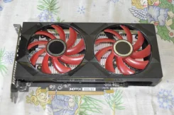 Radeon RX 560 ����