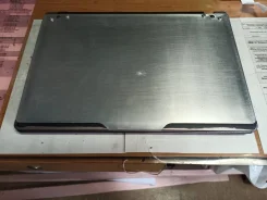 DNS Gamer. 15.6", 3,0����, ��� 8 ��, ���� 500���, WiFi, Bluetooth, ����������� �� 2��. ����