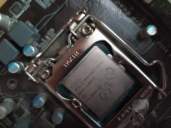 Intel Pentium G3250 ����