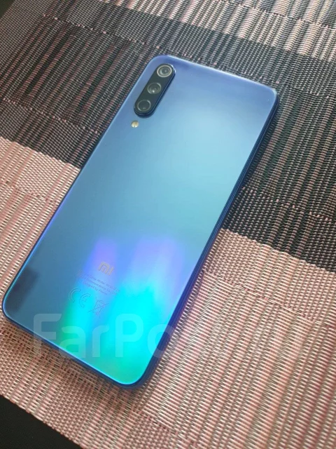 Xiaomi Mi9 SE. �/�, �����, 4G LTE, Dual-SIM, NFC ����