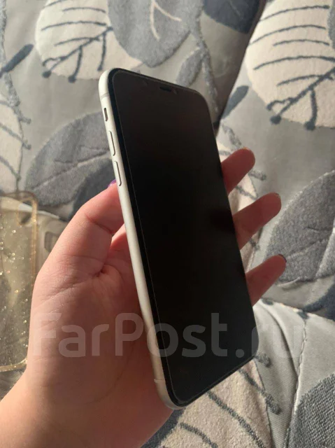 Apple iPhone Xr. �/�, �����, 4G LTE, NFC ����