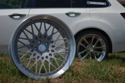 Avangrade. 11.0/12.0x22", 5x120, ET38/35, �� 72,6���. ����