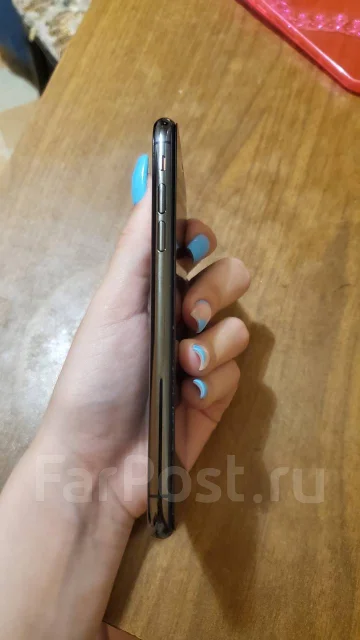 Apple iPhone X. �/�, ������, 3G, 4G LTE, 5G, NFC ����