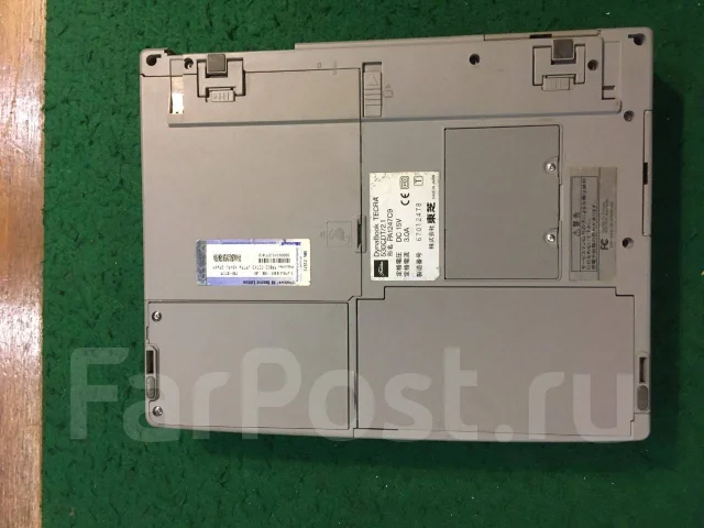 Toshiba. 12.1", ��� 256 �� � ������, ���� 2��� ����