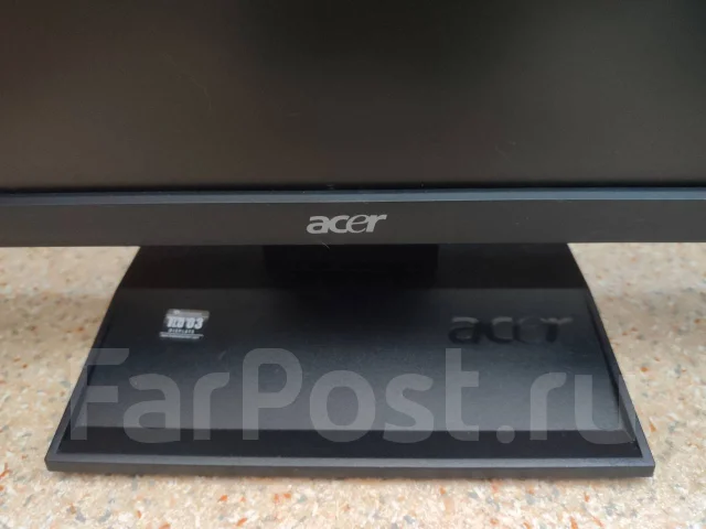 Acer. 19" ����