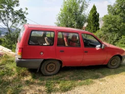 Opel Kadett ����
