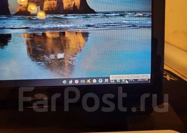 Sony VAIO SVE151J11V. 15.4", 2,4����, ��� 4 ��, ���� 300���, WiFi: 1, Bluetooth: 1, ����������� �� 2��. ����