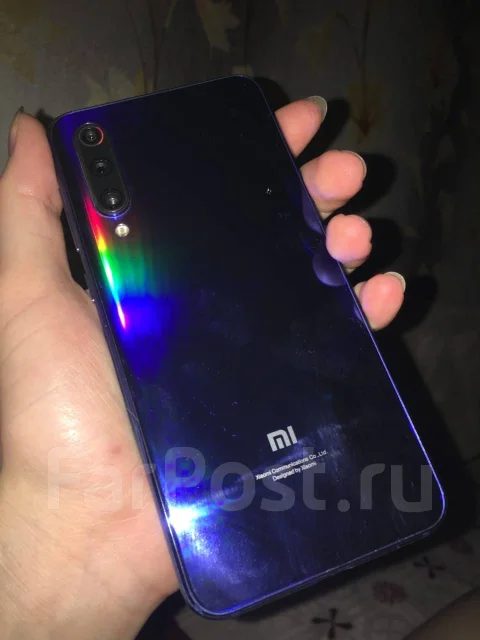 Xiaomi Mi9 SE. �/�, �����, 3G, 4G LTE, Dual-SIM, NFC ����