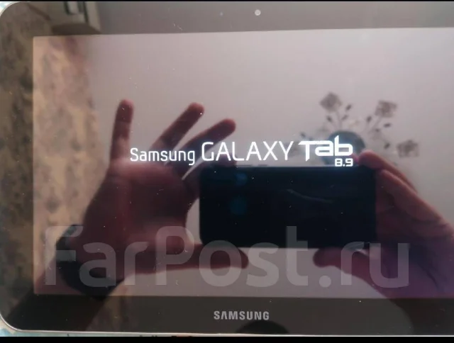 Samsung Galaxy Tab 8.9 ����