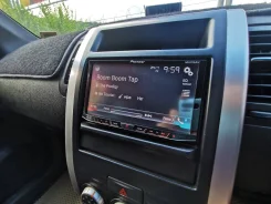 Pioneer AVH-X8600BT ����