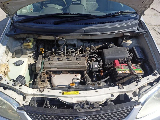 Toyota Corolla Spacio. �������, ��������, 1.6 (100��.�.), ������, 180 000����. �� ����