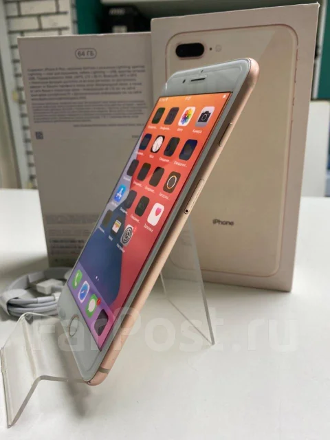 Apple iPhone 8 Plus. �/�, 4G LTE, NFC ����