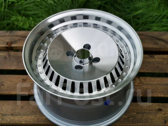 Schmidt. 7.0x16", 4x100, ET35, �� 73,1���. ��� ����� �� ������ ����