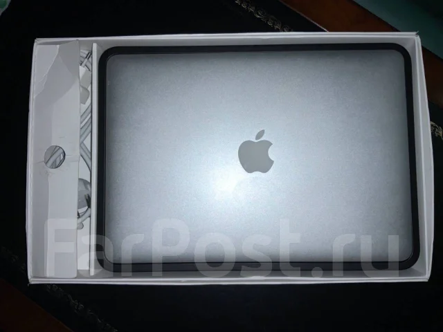 Apple MacBook Air 13 2011 Mid. 13", 1,8����, ��� 4 ��, ���� 256���, WiFi: 1, Bluetooth: 1, ����������� �� 7��. ����