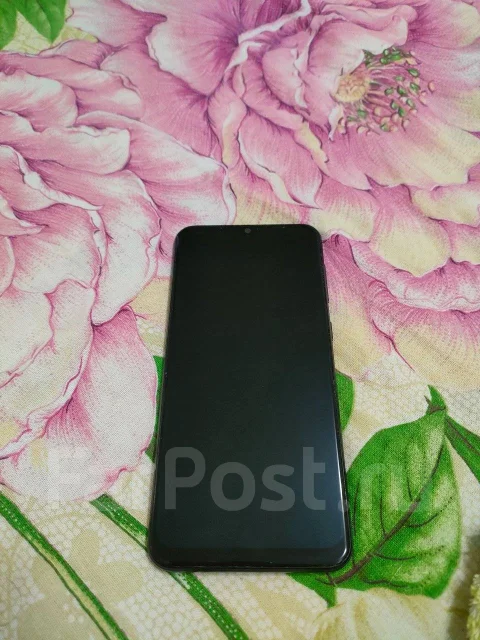 Samsung Galaxy A50. �/�, ������, 4G LTE, NFC ����