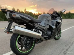 Kawasaki ZZR 1400. 1 400����. ��., ��������, ���, � �������� ����